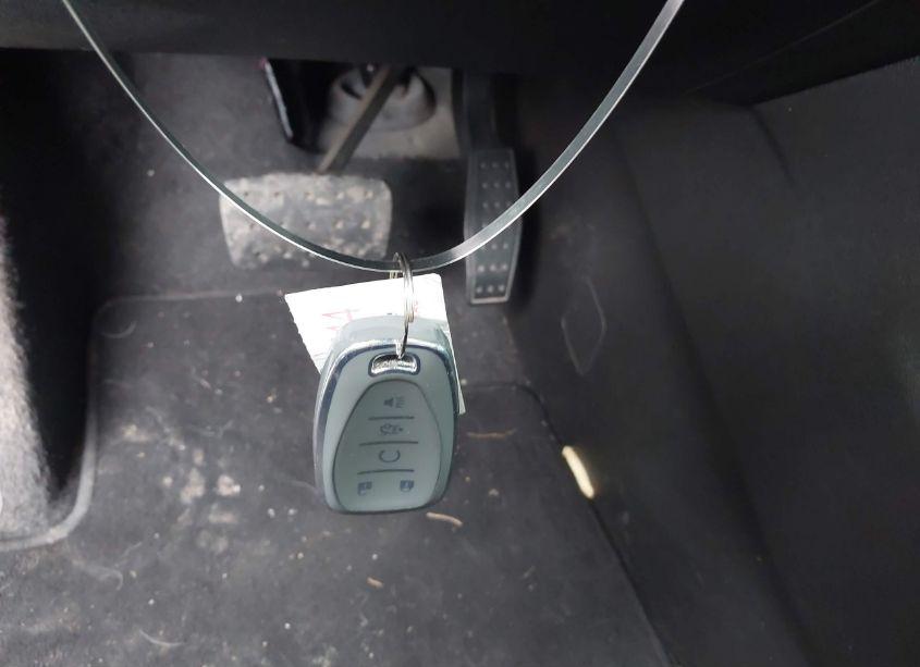 Photo 11 of 2018 Chevrolet Traverse PREMIER (VIN 1GNERKKW7JJ105341)