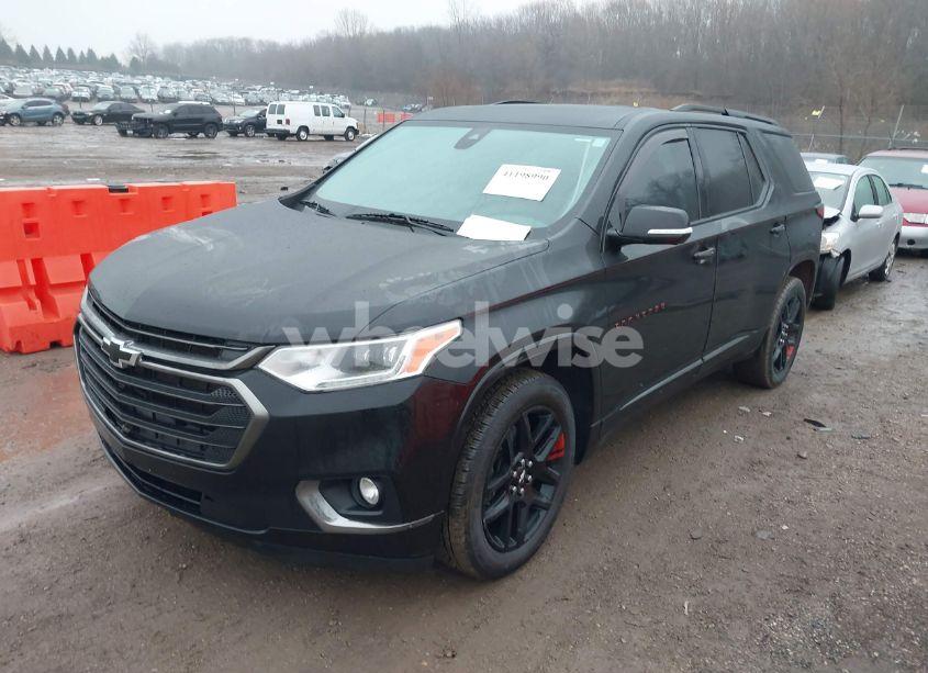 Photo 2 of 2020 Chevrolet Traverse FWD PREMIER (VIN 1GNERKKW7LJ129061)