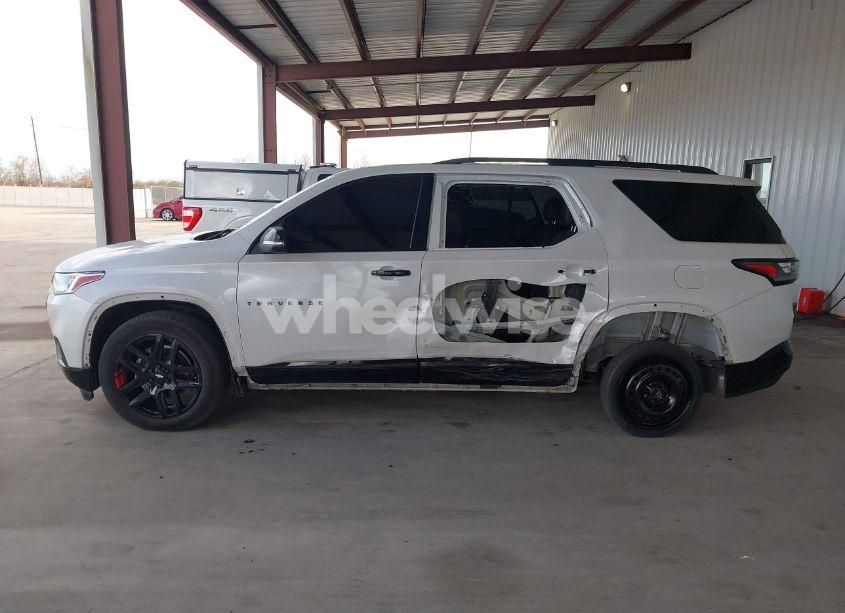 Photo 14 of 2021 Chevrolet Traverse FWD PREMIER (VIN 1GNERKKW7MJ243269)