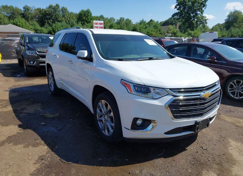 2018 Chevrolet Traverse PREMIER (VIN 1GNERKKW8JJ103033) main photo