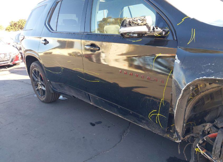 Photo 18 of 2018 Chevrolet Traverse PREMIER (VIN 1GNERKKW9JJ130418)