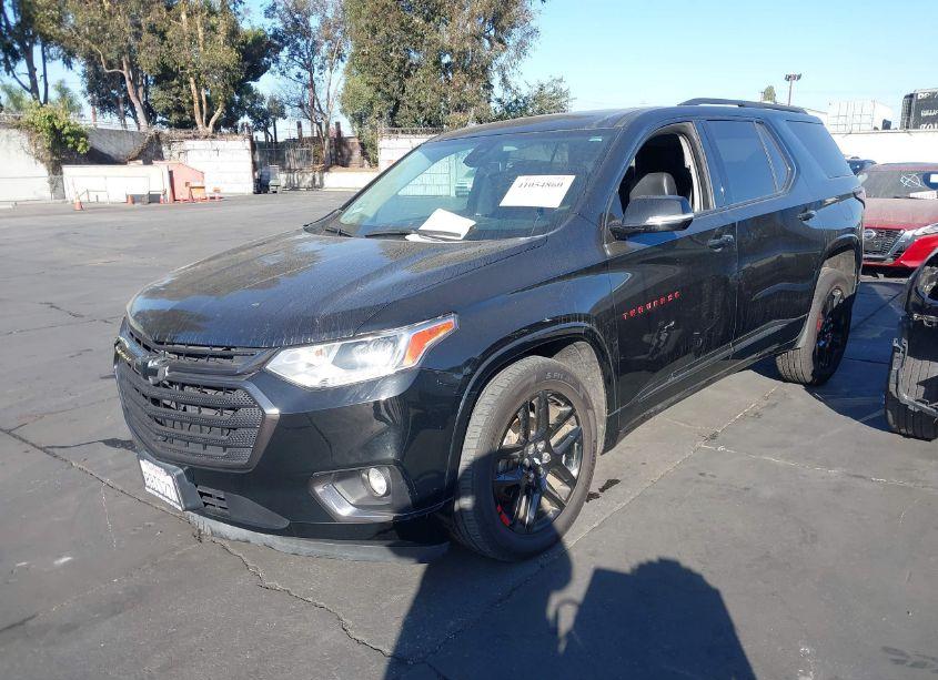 Photo 2 of 2018 Chevrolet Traverse PREMIER (VIN 1GNERKKW9JJ130418)