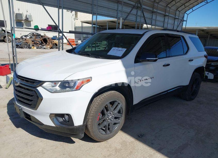 Photo 2 of 2018 Chevrolet Traverse PREMIER (VIN 1GNERKKW9JJ251384)