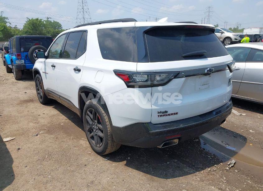Photo 3 of 2021 Chevrolet Traverse PREMIER (VIN 1GNERKKW9MJ224531)