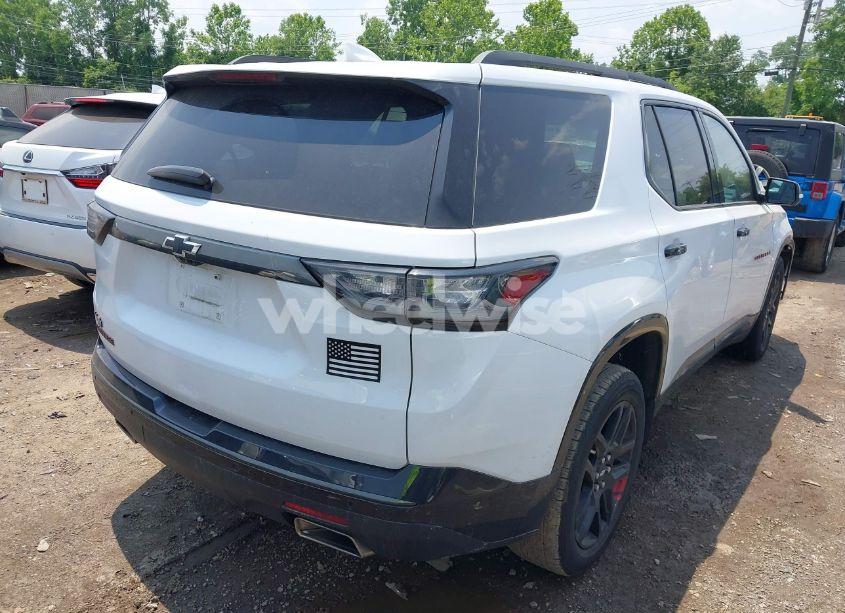 Photo 4 of 2021 Chevrolet Traverse PREMIER (VIN 1GNERKKW9MJ224531)