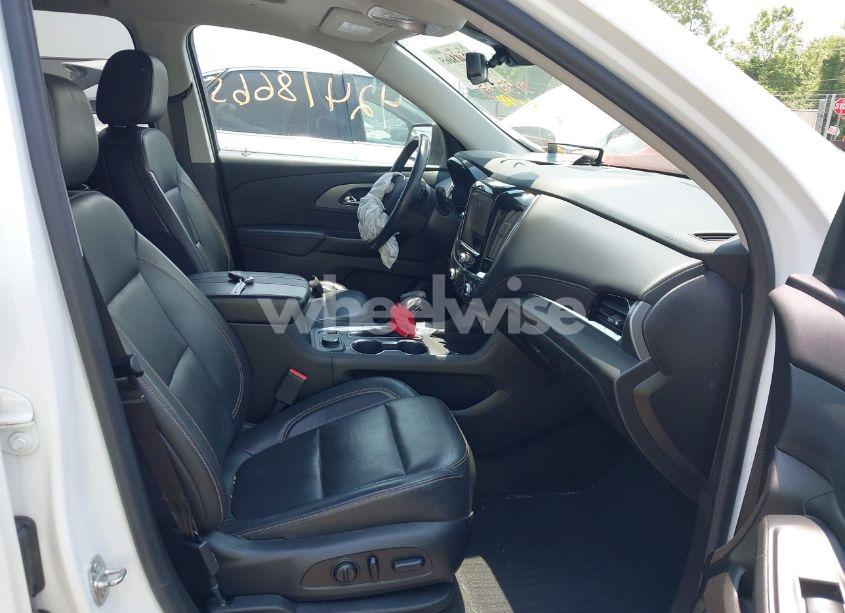 Photo 5 of 2021 Chevrolet Traverse PREMIER (VIN 1GNERKKW9MJ224531)