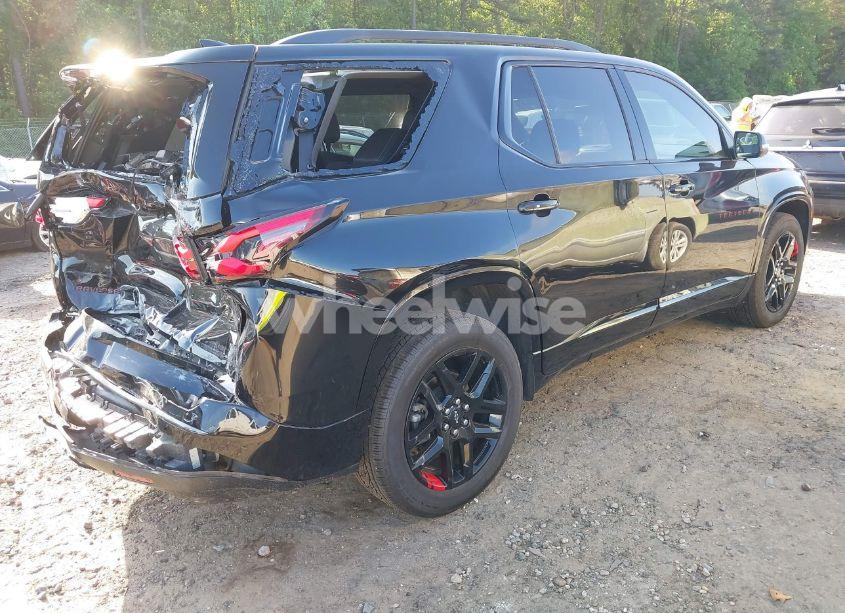 Photo 4 of 2022 Chevrolet Traverse FWD PREMIER (VIN 1GNERKKW9NJ153316)