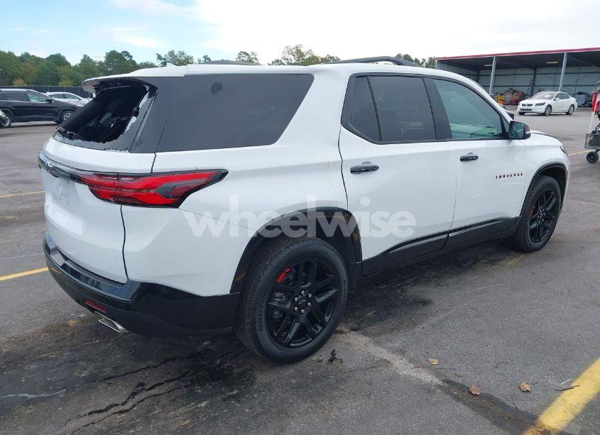 Photo 4 of 2023 Chevrolet Traverse FWD PREMIER (VIN 1GNERKKW9PJ326416)