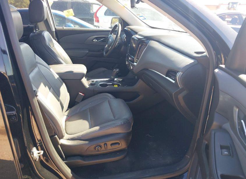 Photo 5 of 2018 Chevrolet Traverse PREMIER (VIN 1GNERKKWXJJ115295)