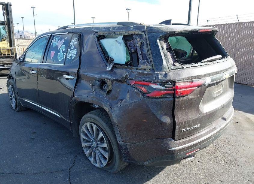 Photo 3 of 2023 Chevrolet Traverse FWD PREMIER (VIN 1GNERKKWXPJ148998)