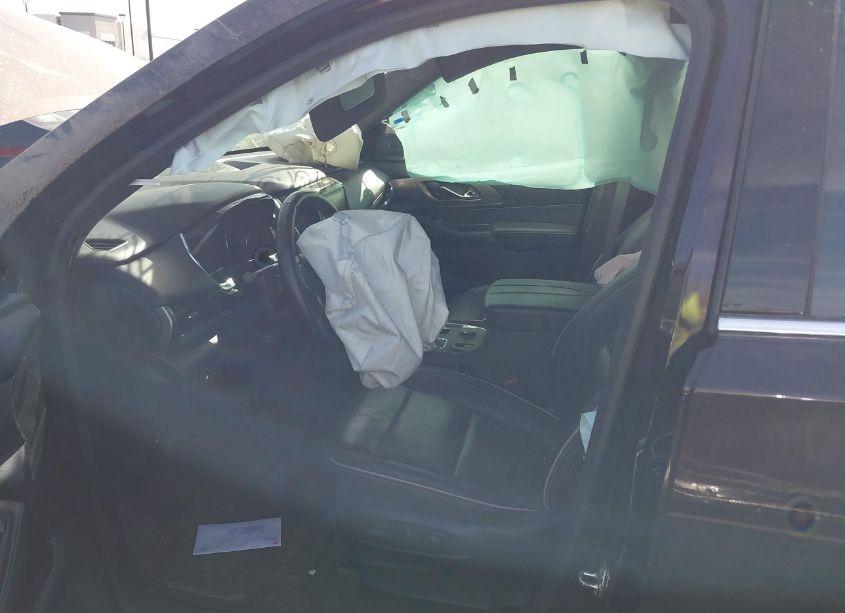 Photo 5 of 2023 Chevrolet Traverse FWD PREMIER (VIN 1GNERKKWXPJ148998)