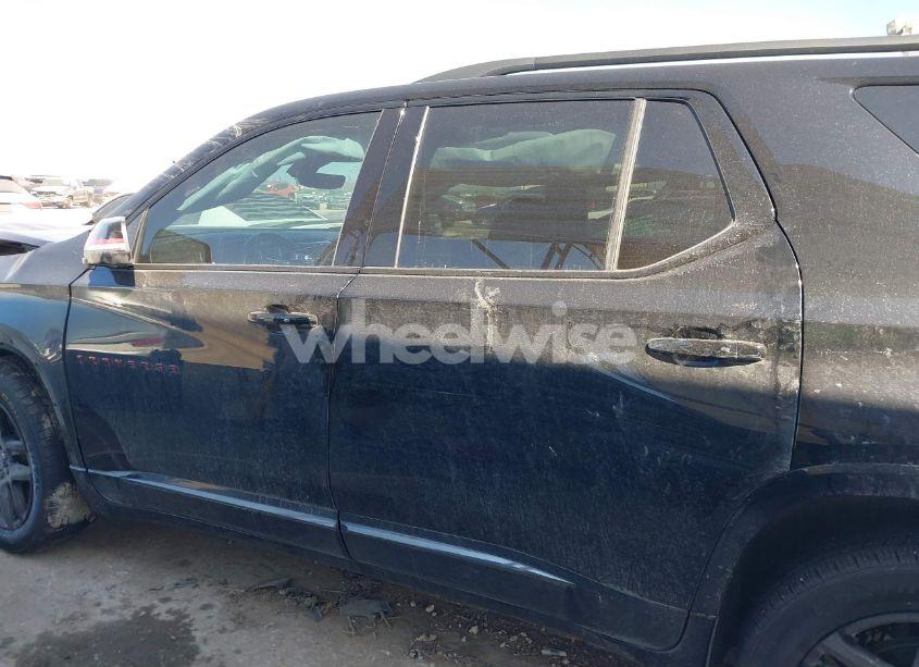 Photo 15 of 2023 Chevrolet Traverse FWD PREMIER (VIN 1GNERKKWXPJ320463)