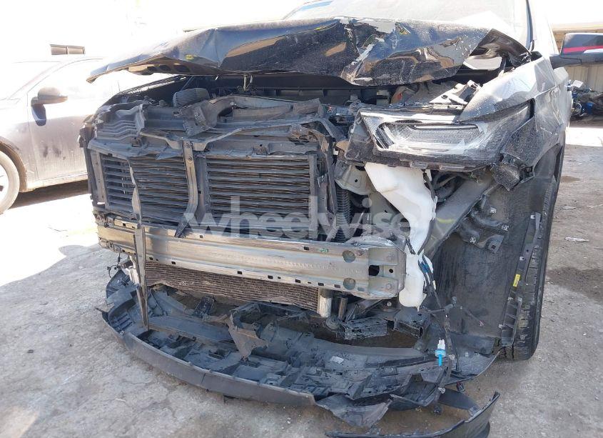 Photo 6 of 2023 Chevrolet Traverse FWD PREMIER (VIN 1GNERKKWXPJ320463)