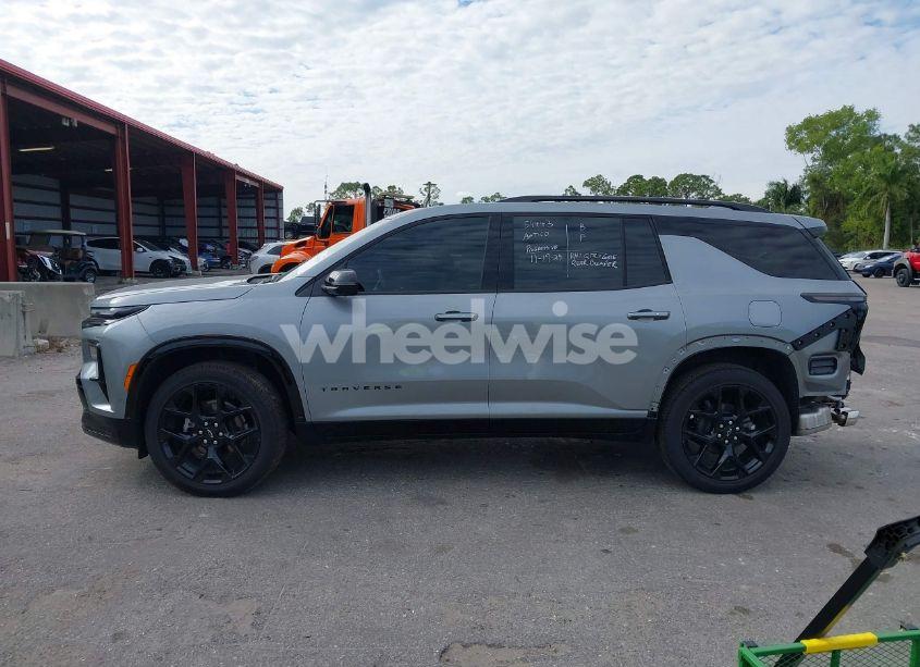 Photo 13 of 2024 Chevrolet Traverse FWD RS (VIN 1GNERLKS2RJ207760)