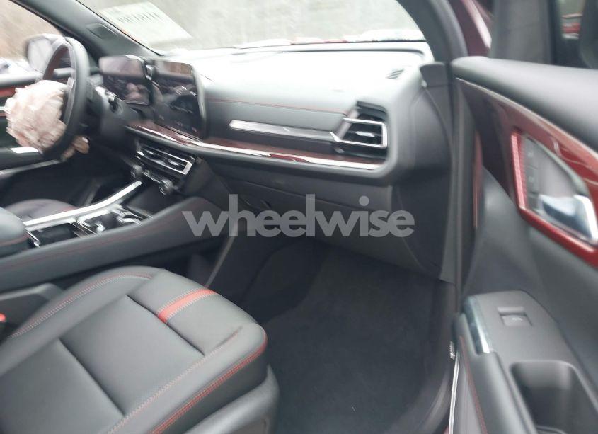 Photo 5 of 2024 Chevrolet Traverse FWD RS (VIN 1GNERLKS5RJ207378)