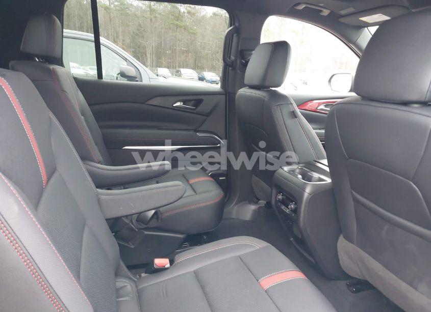 Photo 8 of 2024 Chevrolet Traverse FWD RS (VIN 1GNERLKS5RJ207378)