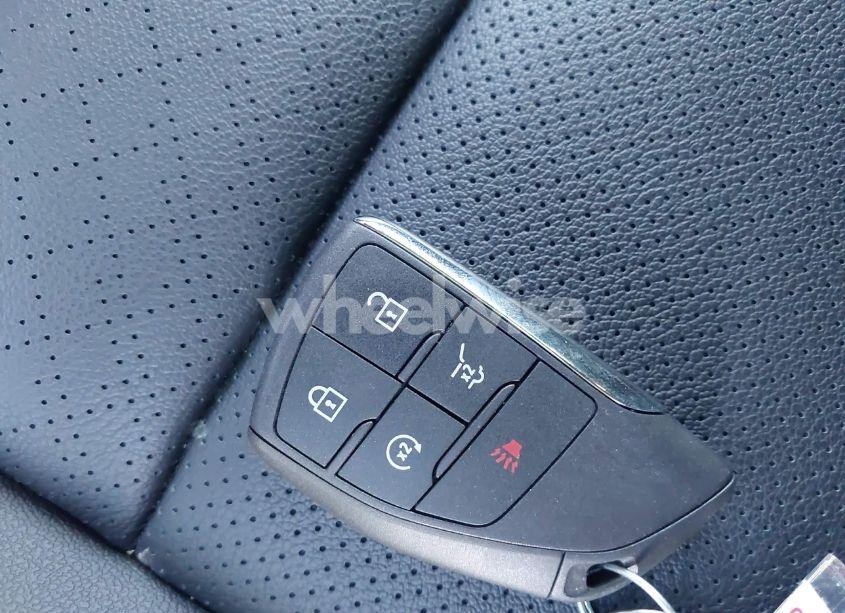 Photo 11 of 2024 Chevrolet Traverse FWD RS (VIN 1GNERLKS7RJ245971)