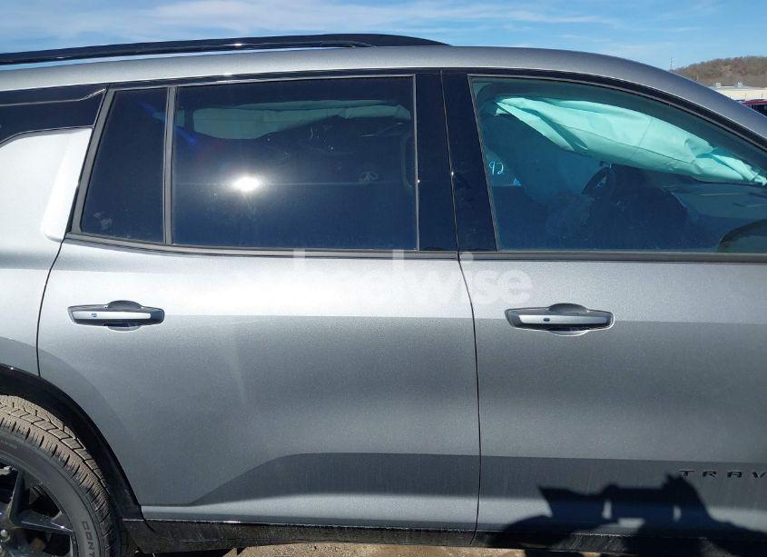 Photo 14 of 2024 Chevrolet Traverse FWD RS (VIN 1GNERLKS7RJ245971)