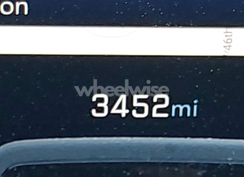 Photo 16 of 2024 Chevrolet Traverse FWD RS (VIN 1GNERLKS7RJ245971)