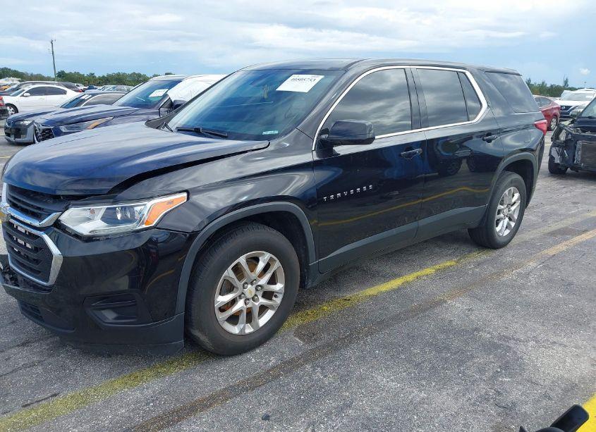 Photo 2 of 2018 Chevrolet Traverse 1FL (VIN 1GNERLKW3JJ187414)