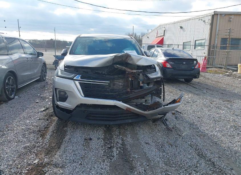 Photo 11 of 2022 Chevrolet Traverse FWD 1FL (VIN 1GNERLKW7NJ172453)
