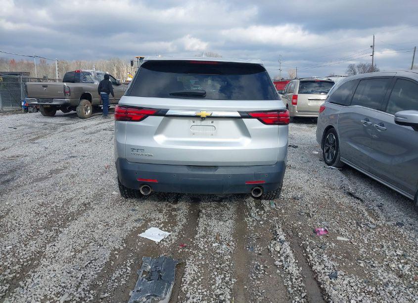 Photo 15 of 2022 Chevrolet Traverse FWD 1FL (VIN 1GNERLKW7NJ172453)