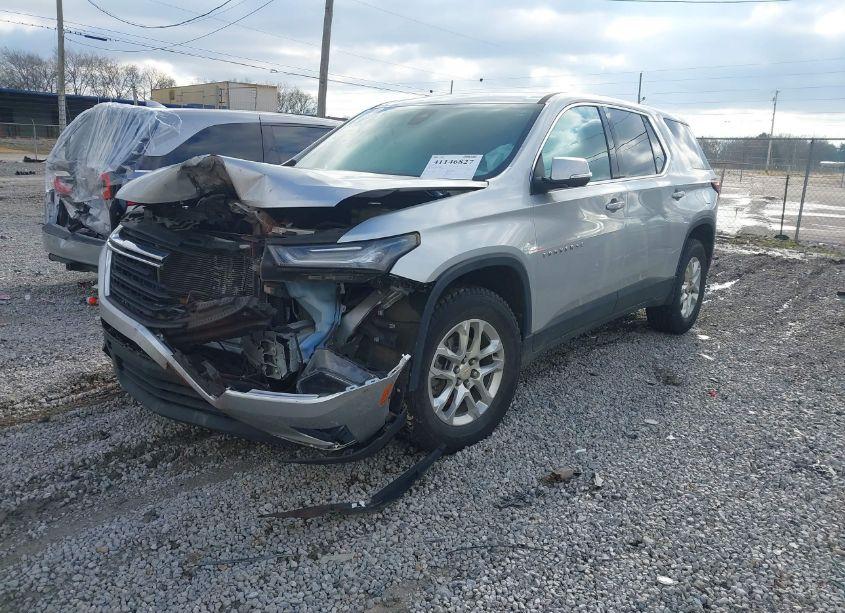 Photo 2 of 2022 Chevrolet Traverse FWD 1FL (VIN 1GNERLKW7NJ172453)