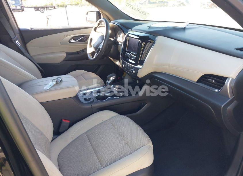 Photo 5 of 2022 Chevrolet Traverse FWD 1FL (VIN 1GNERLKWXNJ191773)