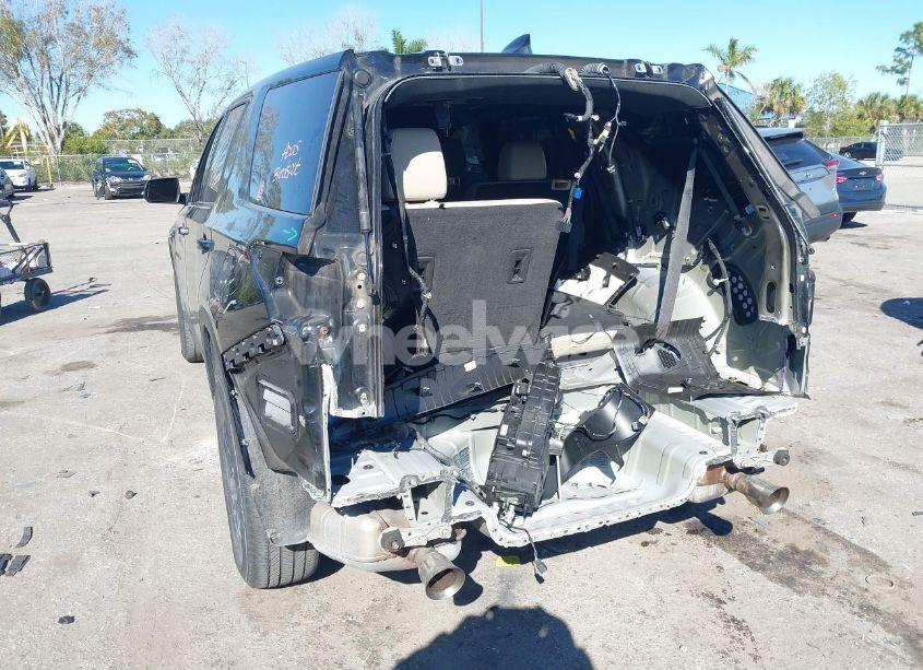 Photo 6 of 2022 Chevrolet Traverse FWD 1FL (VIN 1GNERLKWXNJ191773)