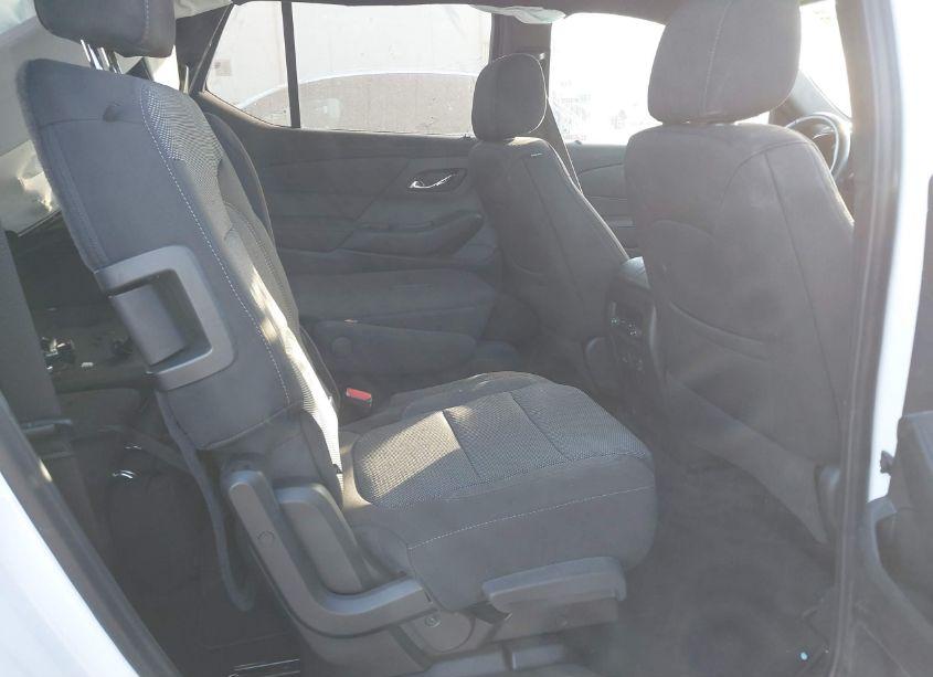 Photo 8 of 2022 Chevrolet Traverse FWD 2FL CLOTH (VIN 1GNERMKWXNJ109398)