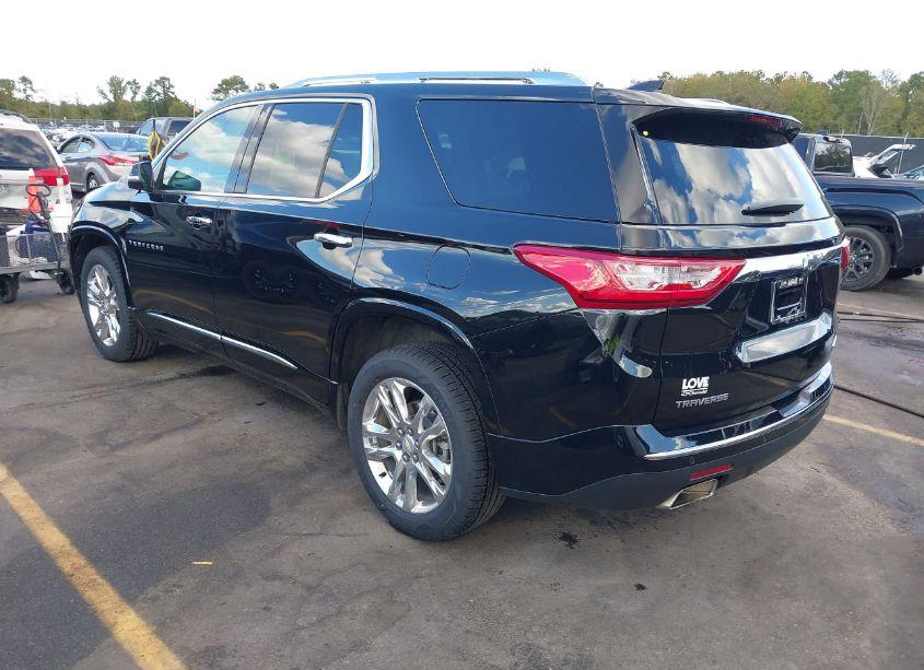 Photo 3 of 2021 Chevrolet Traverse FWD HIGH COUNTRY (VIN 1GNERNKW2MJ124577)
