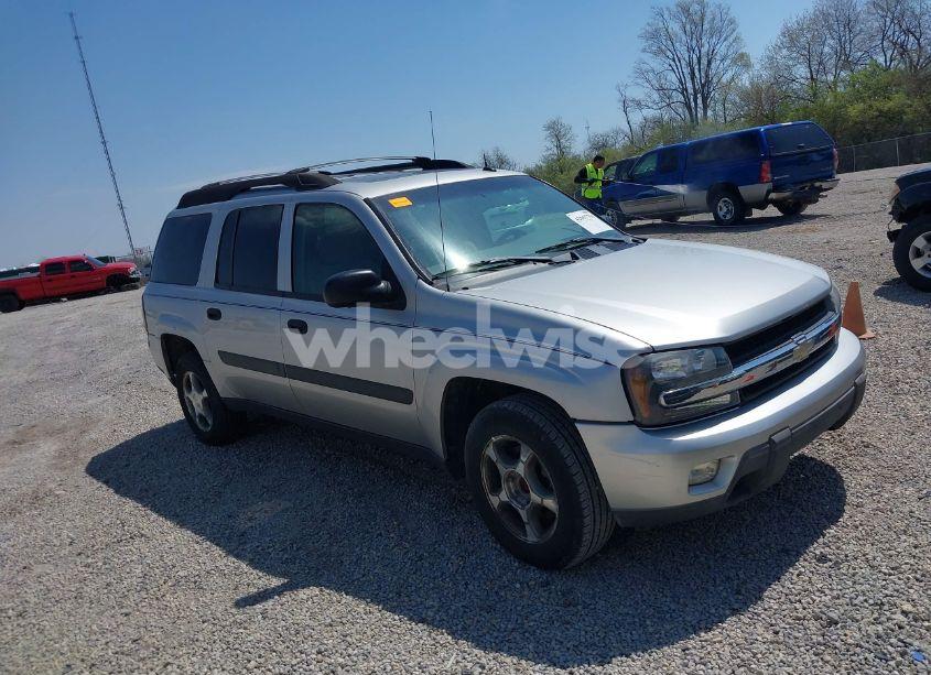 2005 Chevrolet Trailblazer EXT LS (VIN 1GNES16S156174850) main photo