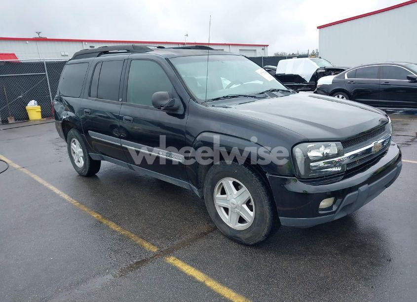 2002 Chevrolet Trailblazer EXT LT (VIN 1GNES16S326134104) main photo