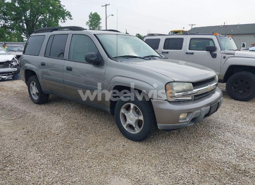 2005 Chevrolet Trailblazer EXT LS (VIN 1GNES16S356124581) main photo