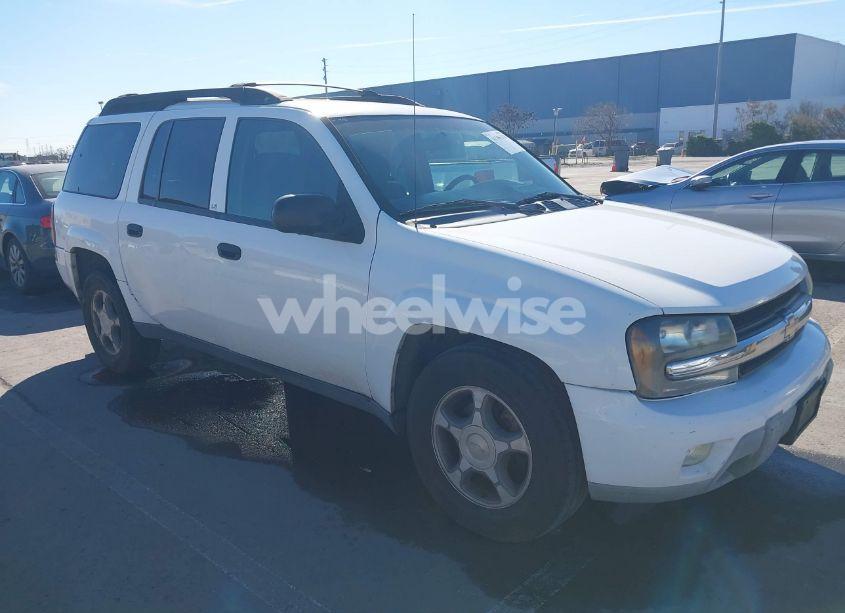 2004 Chevrolet Trailblazer EXT LS (VIN 1GNES16S446167485) main photo