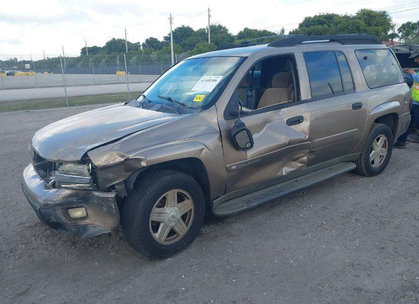 Photo 2 of 2003 Chevrolet Trailblazer EXT LT (VIN 1GNES16S536103499)