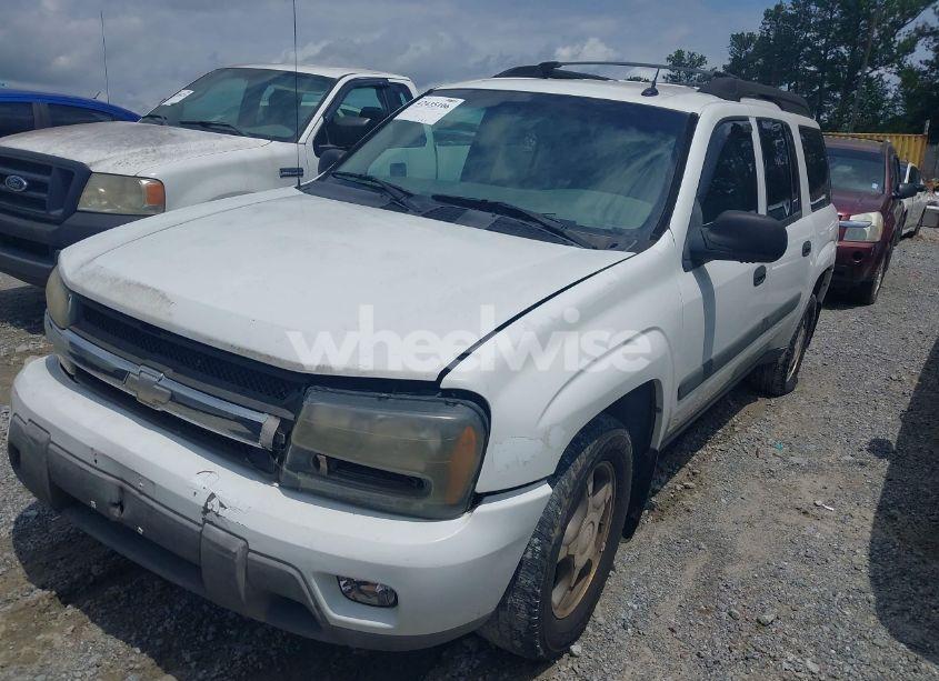 Photo 2 of 2005 Chevrolet Trailblazer EXT LS (VIN 1GNES16S656143741)