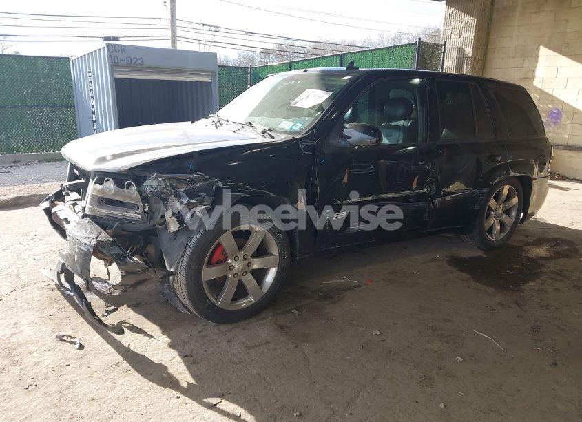 Photo 2 of 2007 Chevrolet Trailblazer SS (VIN 1GNET13H072103431)