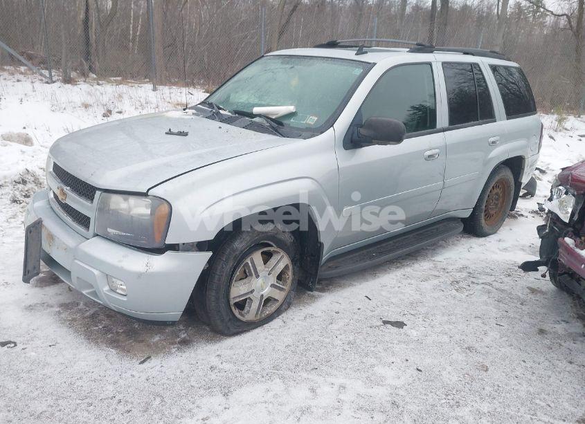 Photo 2 of 2007 Chevrolet Trailblazer LT (VIN 1GNET13M172214034)