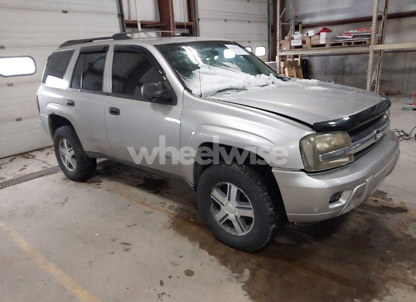 2007 Chevrolet Trailblazer LS (VIN 1GNET13M272204371) main photo