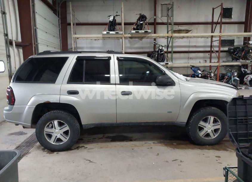 Photo 13 of 2007 Chevrolet Trailblazer LS (VIN 1GNET13M272204371)