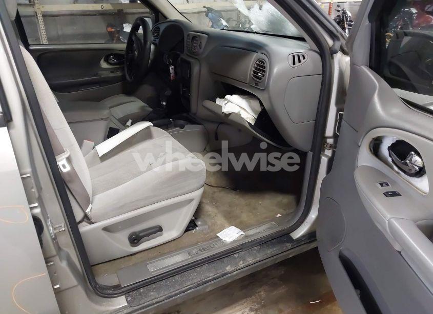 Photo 5 of 2007 Chevrolet Trailblazer LS (VIN 1GNET13M272204371)