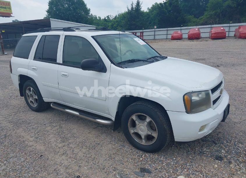 2006 Chevrolet Trailblazer LT (VIN 1GNET13M762304125) main photo