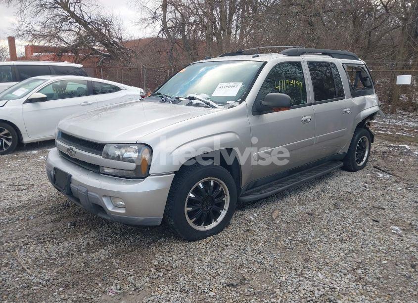 Photo 2 of 2005 Chevrolet Trailblazer EXT LT (VIN 1GNET16M756149966)