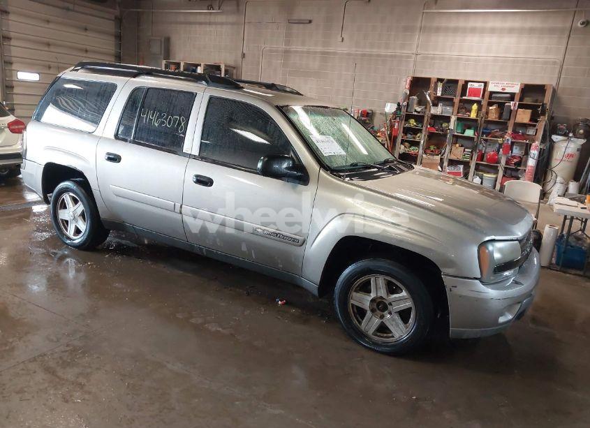 2003 Chevrolet Trailblazer EXT LT (VIN 1GNET16S136151143) main photo