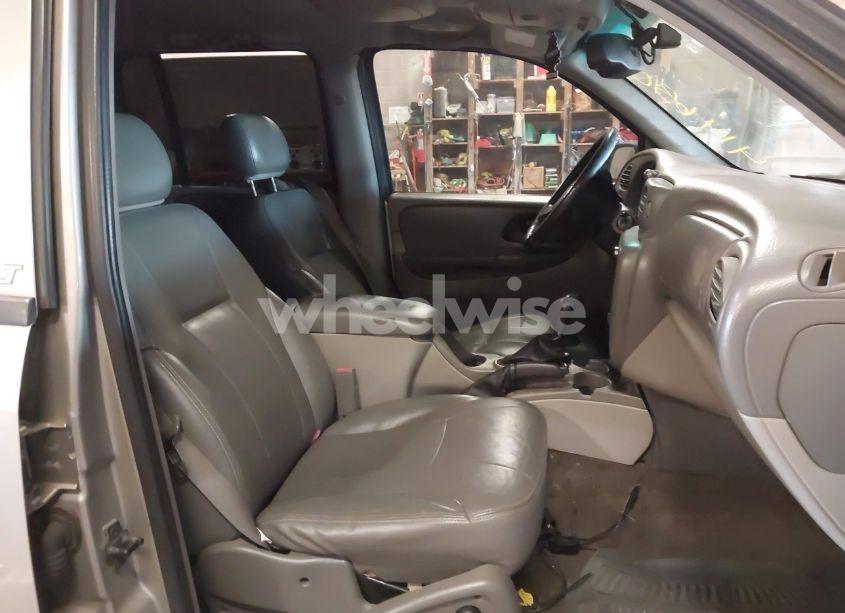 Photo 5 of 2003 Chevrolet Trailblazer EXT LT (VIN 1GNET16S136151143)