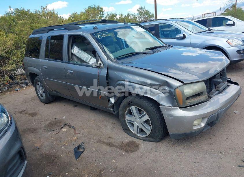 2005 Chevrolet Trailblazer EXT LT (VIN 1GNET16S156185425) main photo