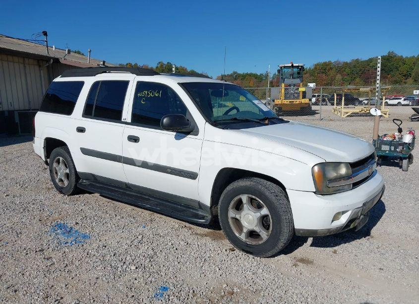 2004 Chevrolet Trailblazer EXT LS (VIN 1GNET16S246147331) main photo
