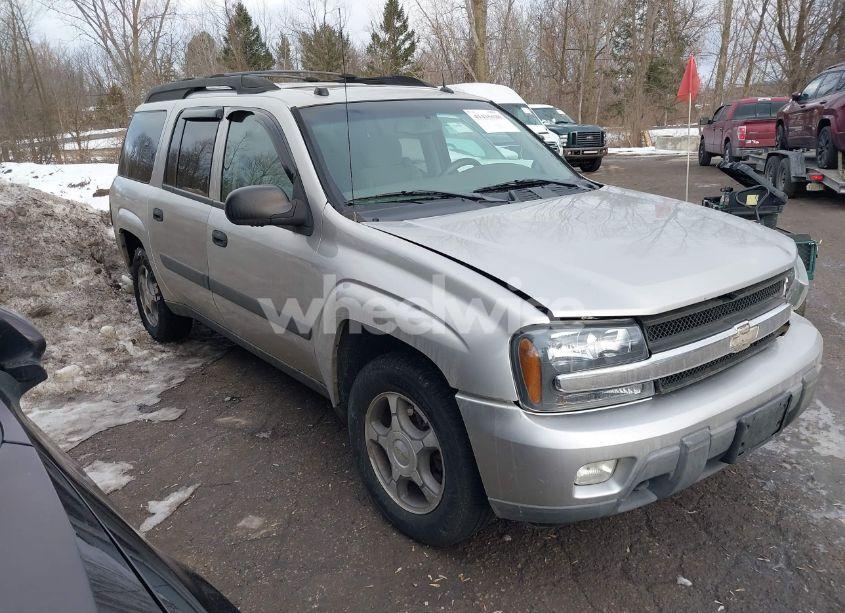 2005 Chevrolet Trailblazer EXT LS (VIN 1GNET16S256180640) main photo
