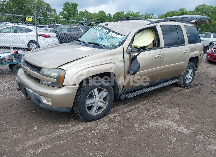 Photo 2 of 2005 Chevrolet Trailblazer EXT LT (VIN 1GNET16S256190178)